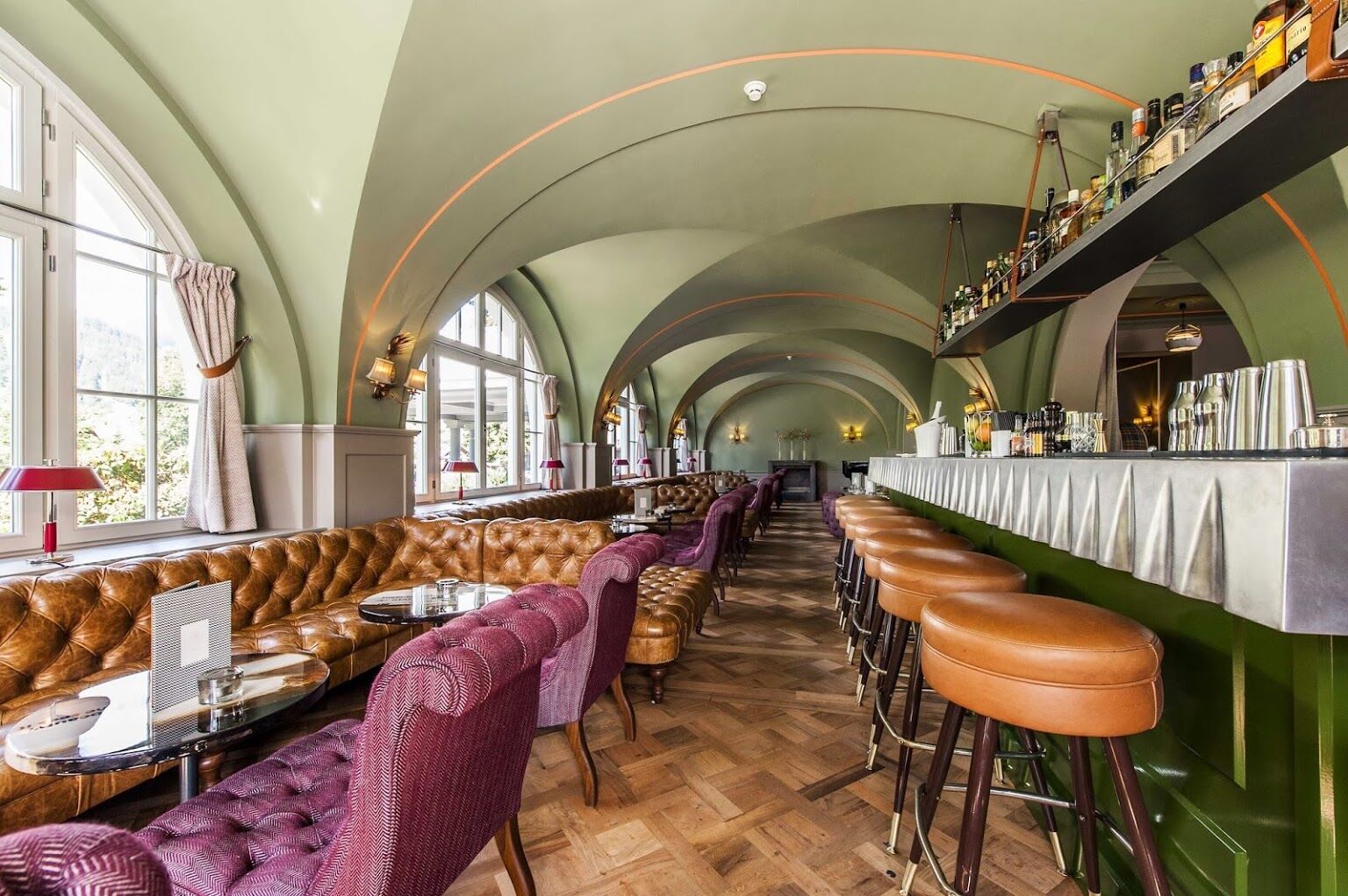 Hotel Carlton, A Joie De Vivre